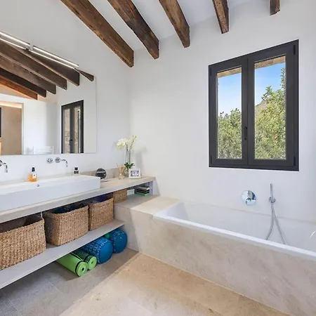Beautiful With Pool Vakantiehuis